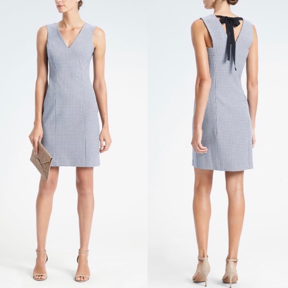 Banana Republic Dresses & Skirts - Banana Republic Plaid Sheath Dress
